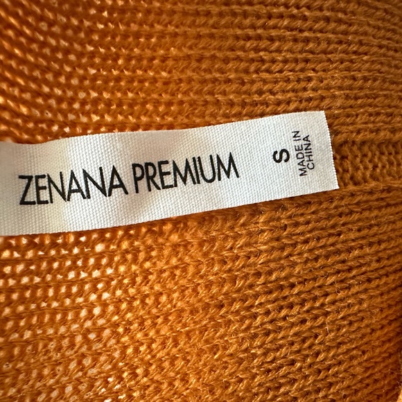 Orange v-neck sweater with slits on sides - Picture 4 of 5